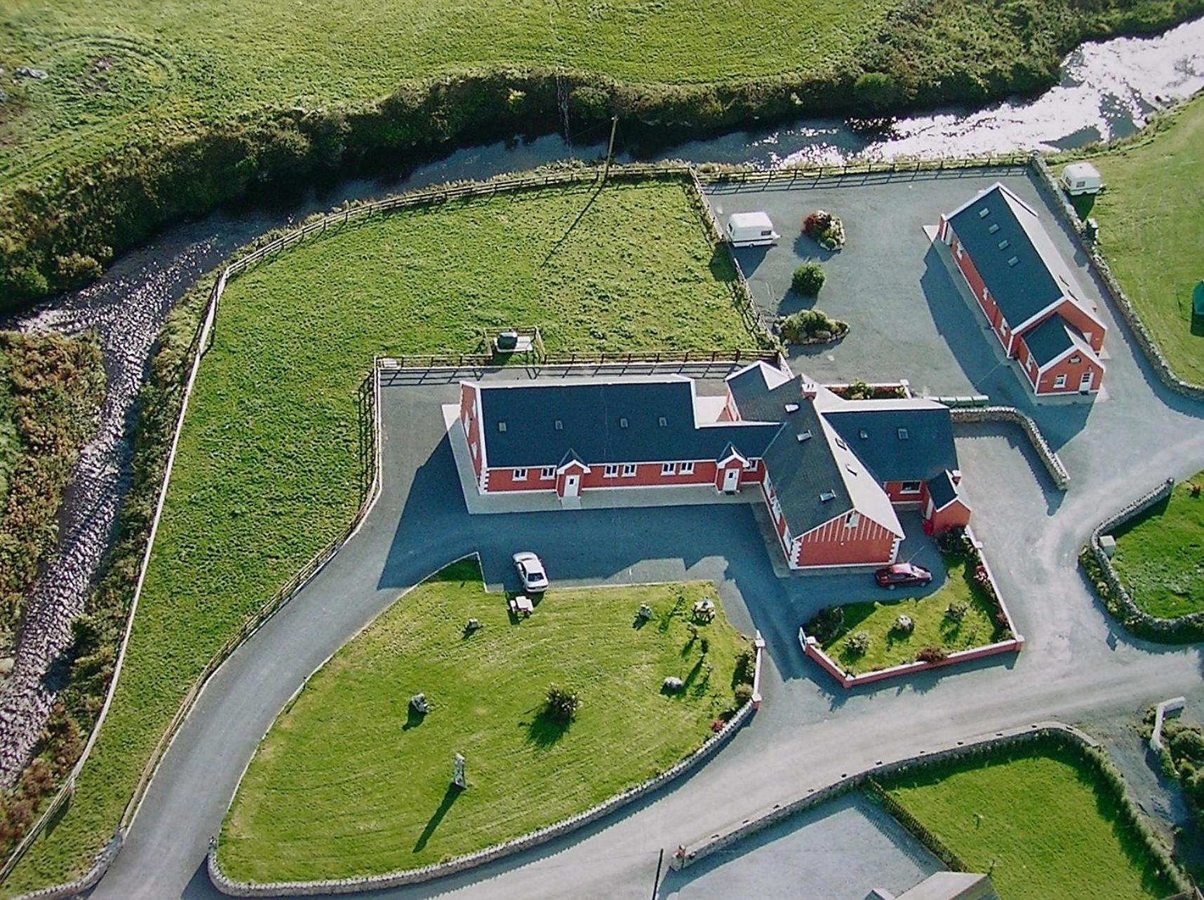 O'Connor'S Accommodation Doolin Exteriör bild