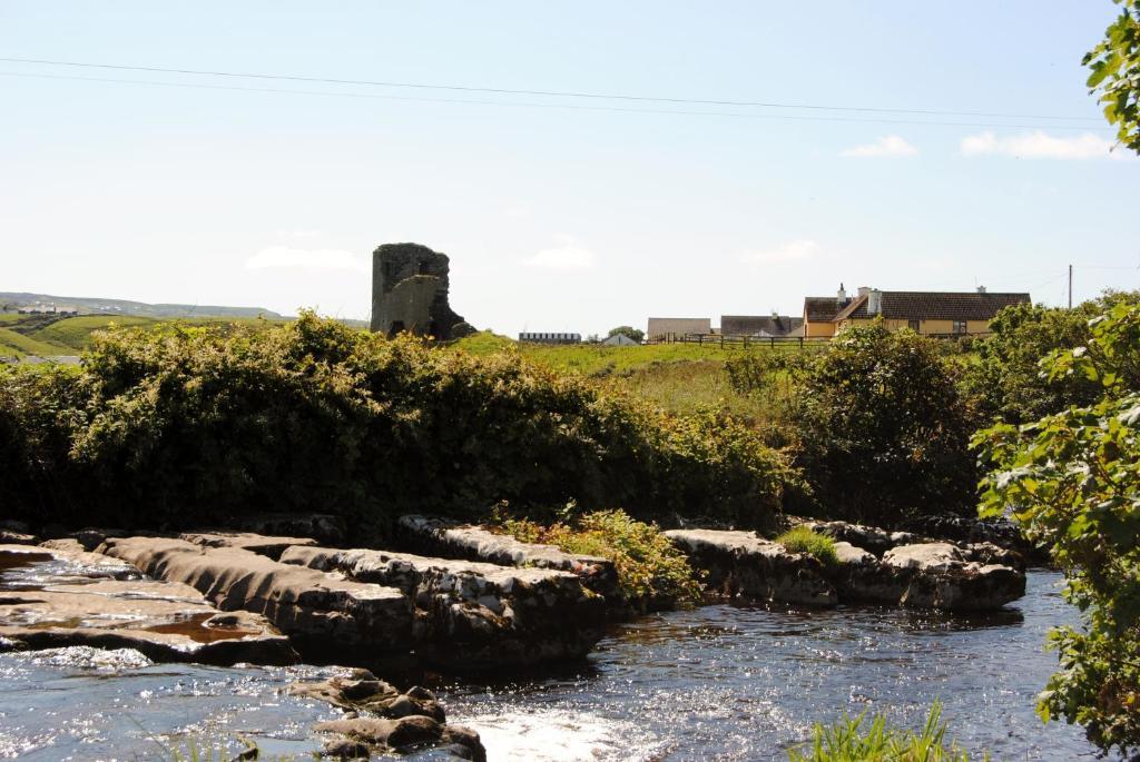 O'Connor'S Accommodation Doolin Exteriör bild